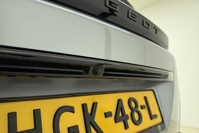 Peugeot e-2008 EV Allure Avantage 54 kWh | Apple carplay/Android auto| Adaptive cruise | Camera V+A | Navigatie | 3D-Cockpit | 3-Fase |