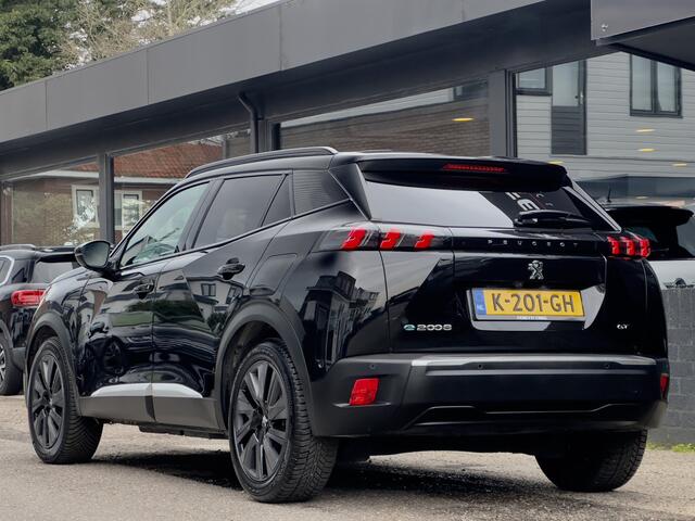 Peugeot e-2008 EV GT 50 kWh PANODAK LEDER NAVI CAMERA DIGI-DASH APPLE-CARPLAY PARK-ASSIST LED LMV PDC