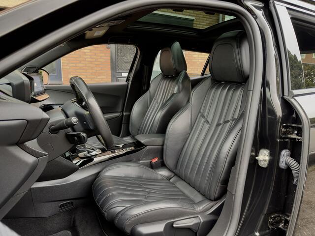 Peugeot e-2008 EV GT 50 kWh PANODAK LEDER NAVI CAMERA DIGI-DASH APPLE-CARPLAY PARK-ASSIST LED LMV PDC