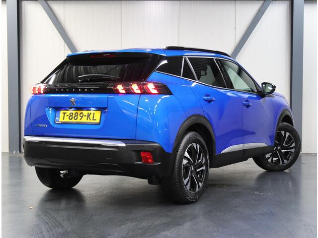 Peugeot e-2008 Allure Pack 50kWh 136PK | 1ste eigenaar | AppleCarplay/Android Auto | Armsteun | 17"LMV | Camera | AUTOMAAT | Keyless | Cruise Control | Climate Control | FULL LED | Isofix | Parkeersensoren |Privacy Glass |