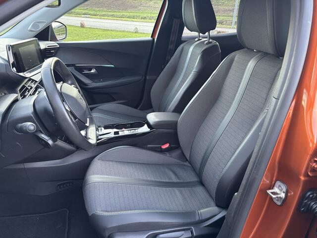 Peugeot e-2008 EV Allure 50 kWh Navi I All season I Camera