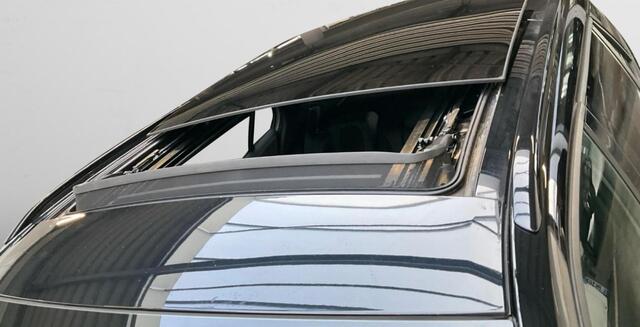 Peugeot e-2008 EV GT 50 kWh Slechts 20km! Panoramadak, 3 fase