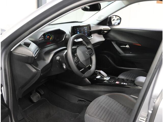 Peugeot e-2008 EV Blue Lease Active 50 kWh 136PK | 1ste eigenaar | AppleCarPlay/AndroidAuto | Armsteun | Climate Control | Cruise Control | Camera | FULL LED | Navigatie | LMV | Parkeersensoren | Trekhaak | Isofix |