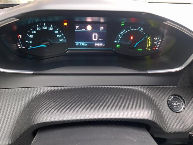 Peugeot e-2008 EV Active Pack 50 kWh | SOH: nnb | Climate | Navi | Cruise Control |