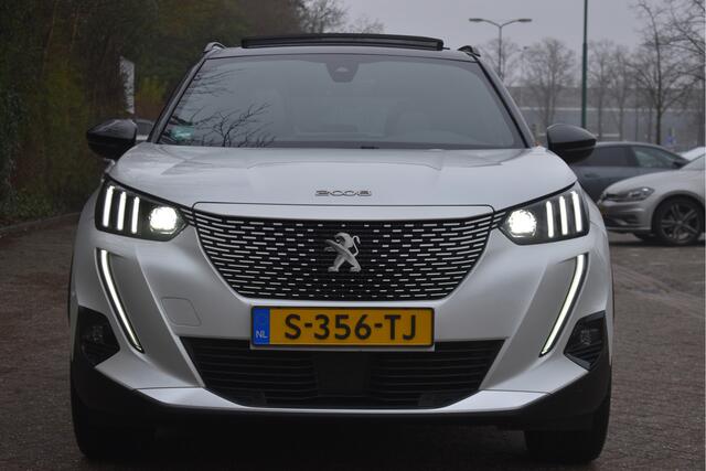 Peugeot e-2008 EV GT-Line 50 kWh | Pano | Camera | Keyless | DAB | Stoelverwarming | Carplay | Full LED