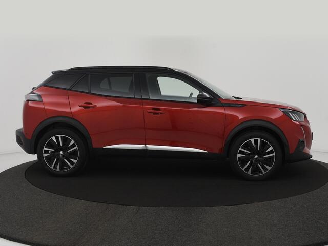 Peugeot e-2008 EV GT 50 kWh NAVI|ACC|BLIS|CAMERA|STOELVERW|LEER|LED