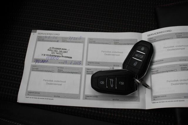 Peugeot e-2008 E-Tense Business 50 kWh - Carplay, Navi, Cruise, SOH 88,8%