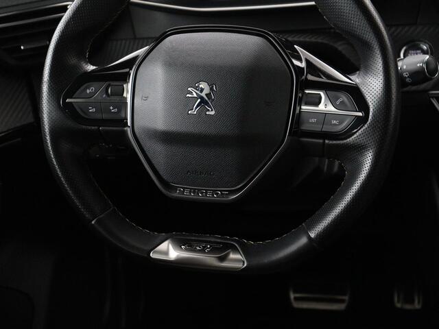 Peugeot e-2008 EV GT 50 kWh | SOH 91% | 3 Fase | Stoelverwarming | Leder/Alcantara | Adaptive cruise | Keyless | Navigatie | Carplay | Full LED