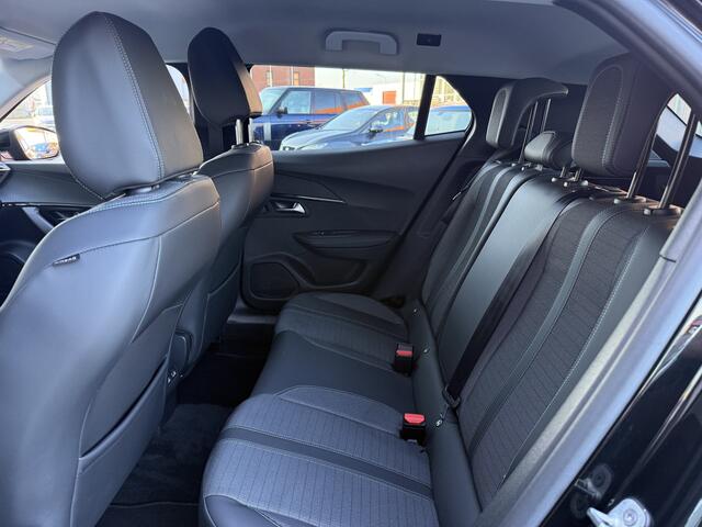 Peugeot e-2008 BWJ 2021 EV Blue Lease 136 PK Allure 50 kWh FULL LED | HALF LEDER | CARPLAY + ANDROID | NAVI | CIMA | CRUISE | LMV | PDC