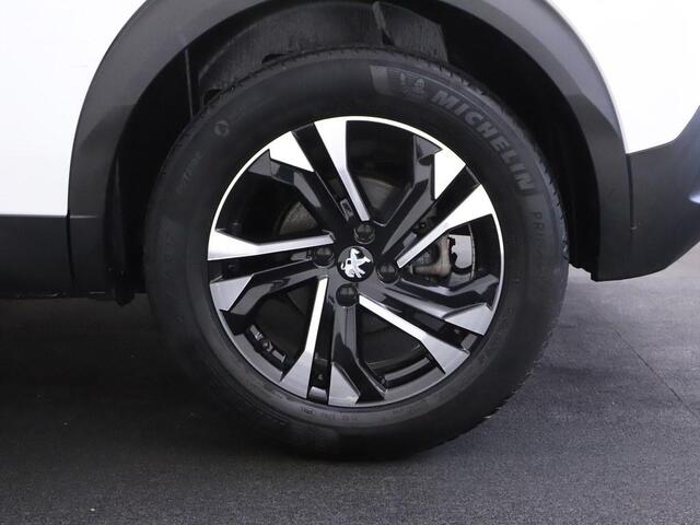 Peugeot e-2008 EV Allure Pack 50 kWh Winterpakket