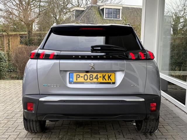 Peugeot e-2008 EV GT 50 kWh | Adaptieve Cruise Control | Navi | Achteruitrijcamera | 3D Cockpit | Full LED | Stoelverwarming | Alcantara bekleding | Apple Carplay/Android Auto
