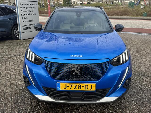 Peugeot e-2008 EV Allure 50 kWh 136pk Stoelverwarming