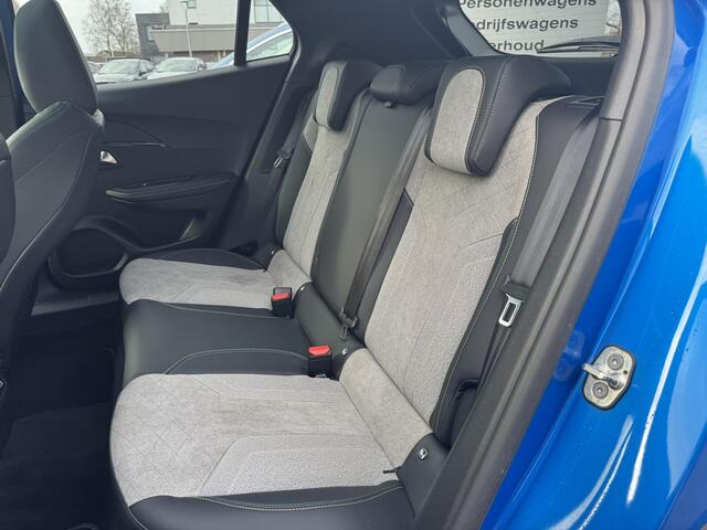 Peugeot e-2008 EV Allure 50 kWh 136pk Stoelverwarming