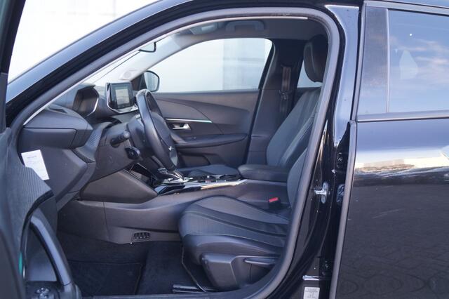 Peugeot e-2008 EV Allure 50kWh -SOH93%-NAVI-ECC-PDC-