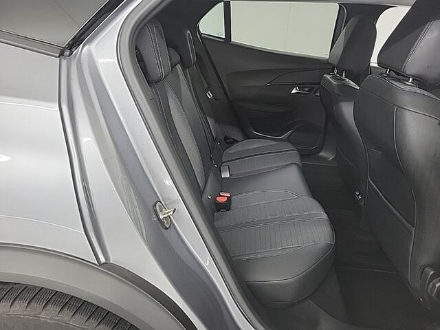 Peugeot e-2008 EV Blue Lease Allure 50 kWh 2e-Eig. & Dealer-Onderh. BOVAG-Garantie. NL-Auto.