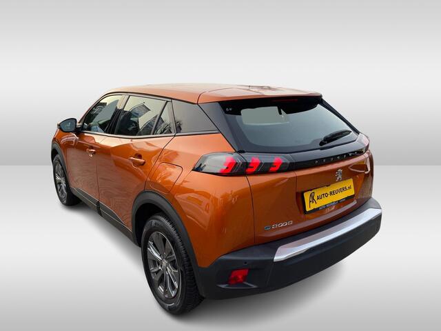Peugeot e-2008 EV Active 50 kWh / Cruisecontrol / 4S Band / Camera