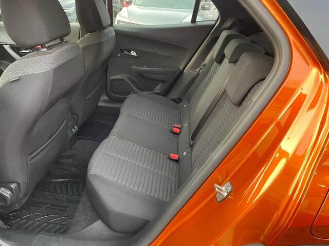 Peugeot e-2008 EV Active 50 kWh / Cruisecontrol / 4S Band / Camera