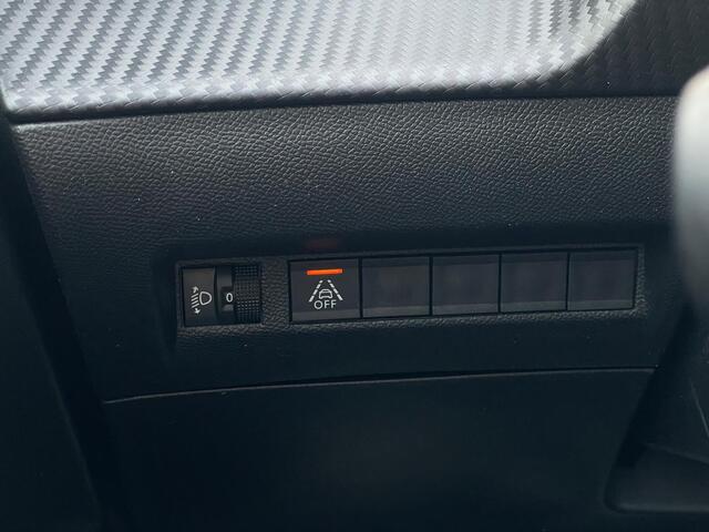 Peugeot e-2008 EV Active 50 kWh / Cruisecontrol / 4S Band / Camera