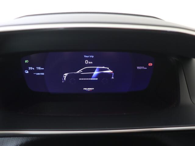 Peugeot e-2008 EV GT 54 kWh | 360 Camera | Wireless Carplay | Keyless Entry | Navigatie |