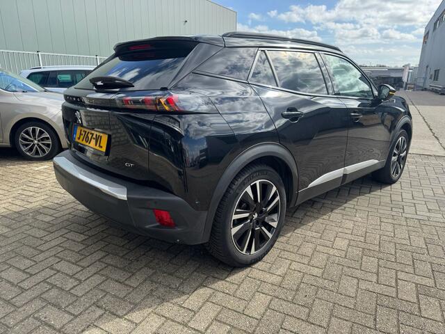 Peugeot e-2008 EV GT 50 kWh
