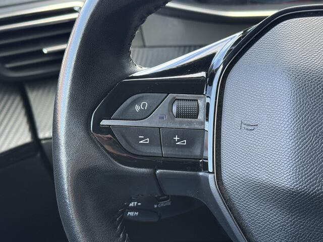 Peugeot e-2008 BWJ 2021 EV Allure Pack 50 kWh 136 PK AUTOMAAT | NAVI | CLIMA | CRUISE | CAMERA | PDC | CARPLAY & ANDROID | DAB