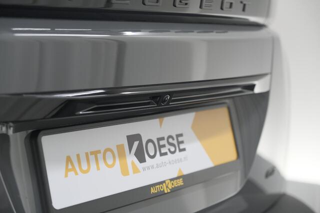 Peugeot e-2008 EV GT Avantage 54 kWh | 360 Camera | Massage Functie | Dodehoekdetectie | Stoelverwarming