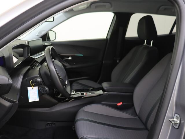 Peugeot e-2008 EV Allure Pack 50 kWh