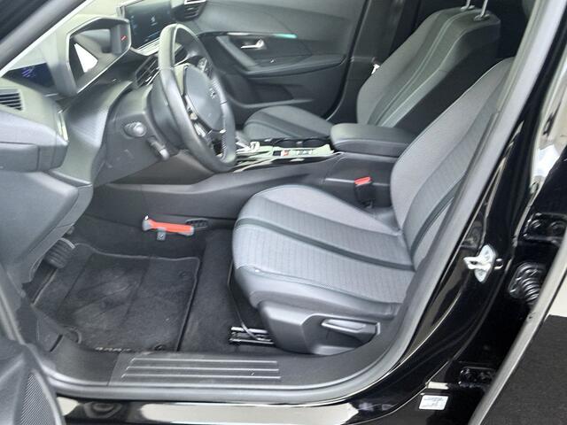 Peugeot e-2008 EV Allure Pack 50 kWh P4