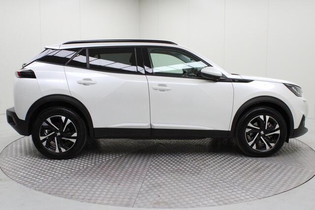Peugeot e-2008 EV Allure Pack 50 kWh | Stoelverwarming | Navigatie | climate & cruise control | apple carplay/android auto | keyless start