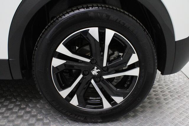 Peugeot e-2008 EV Allure Pack 50 kWh | Stoelverwarming | Navigatie | climate & cruise control | apple carplay/android auto | keyless start