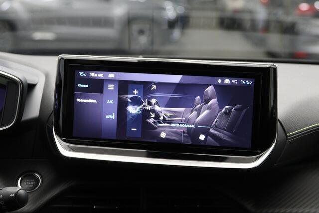 Peugeot e-2008 EV GT 50 kWh 136 PK, 3-Fase, Warmtepomp, Adap. Cruise Control, Camera, Carplay, Keyless