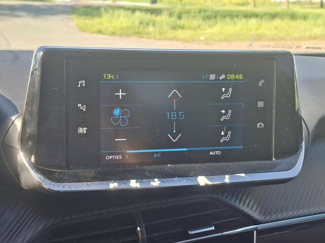 Peugeot e-2008 EV Allure 50 kWh | SOH 94% | Cruise control | Climate control | Camera