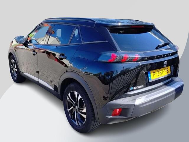 Peugeot e-2008 EV Allure Pack 50 kWh | 27.500 | Navigatie | Achteruitrij Camera |