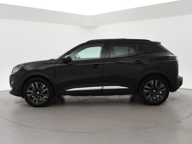 Peugeot e-2008 EV GT 50 kWh 3-FASE + ADAPTIVE CRUISE | PANORAMA | STOELVERW. | 18 INCH | 92% SOH | LEDER/ALCANTARA