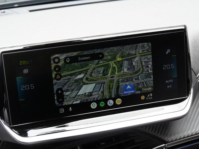 Peugeot e-2008 EV 50 kWh GT PACK/ PANORAMADAK/ ADAPTIVE CRUISE/ BLIND SPOT/ SOH 93%