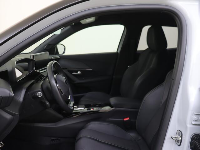 Peugeot e-2008 EV GT 54 kWh