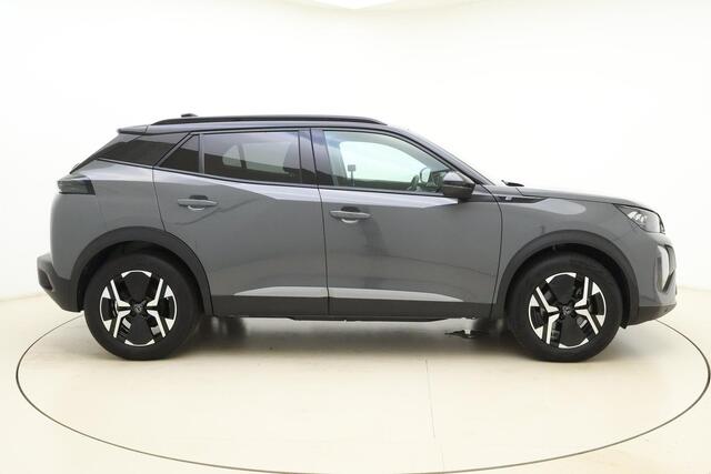 Peugeot e-2008 EV GT 54 kWh | Achteruitrijcamera | Dakrails | Cruise control | Climate control | Navigatie | Stof/lederen bekleding | 16" lichtmetalen velgen | Apple/Android carplay | 400km WLTP | 100% Elektrisch