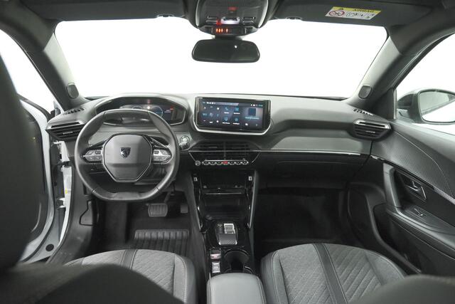 Peugeot e-2008 EV Allure Avantage 54 kWh | 97,6% SOH | 11 KW Lader | Apple Carplay | Parkeersensoren