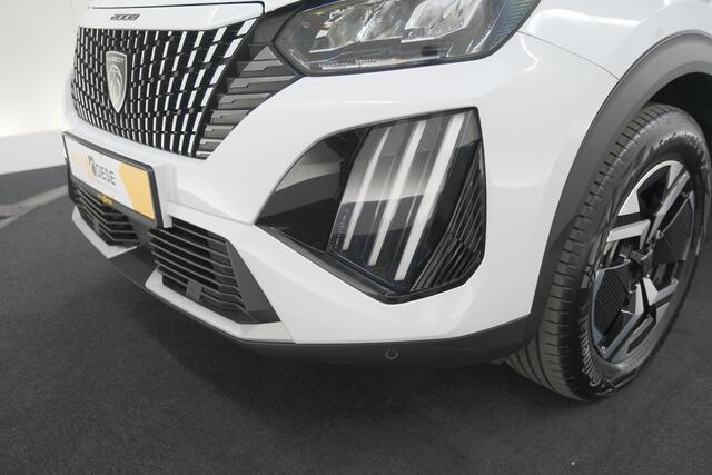 Peugeot e-2008 EV Allure Avantage 54 kWh | 97,6% SOH | 11 KW Lader | Apple Carplay | Parkeersensoren
