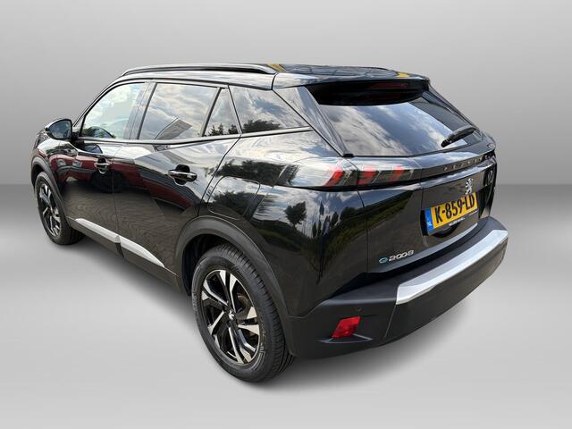 Peugeot e-2008 EV Blue Lease Allure 50 kWh Camera | Adroid/Apple | Navigatie | Leer | LED | Parkeersensoren |