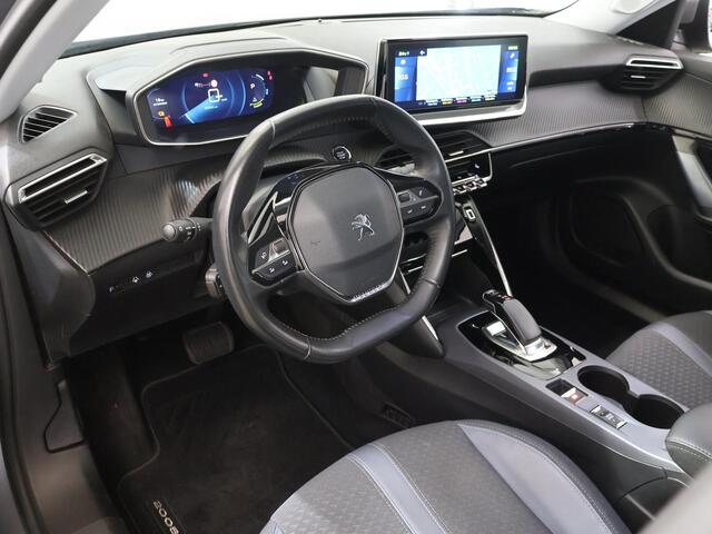 Peugeot e-2008 EV Allure 50 kWh | SOH 91% | Digitaal Dashboard | Navigatie | Apple CarPlay/Android Auto | Camera | DAB | Stoelverwarming | Adaptieve Cruise Control | 3-Fase |