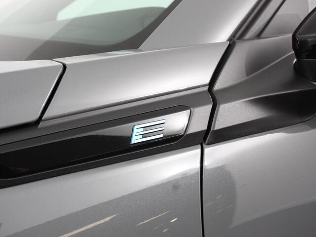 Peugeot e-2008 EV Allure 50 kWh Navigatie Apple Carplay/Android Auto Climate Control Led Parkeer sensoren Cruise Control Stoelverwarming