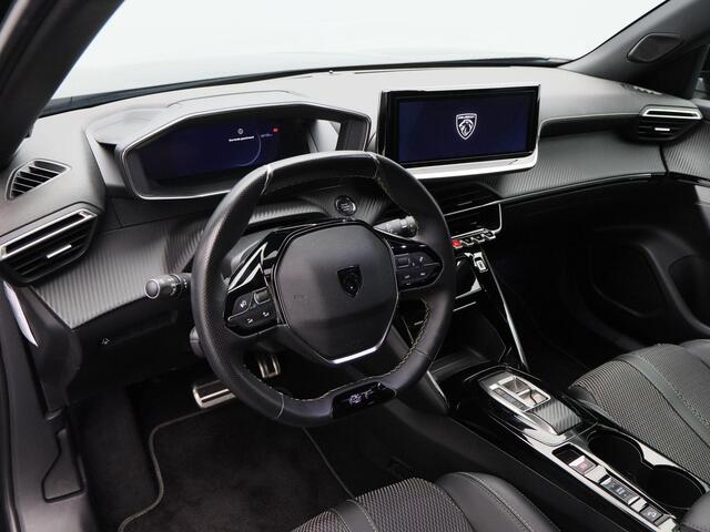Peugeot e-2008 EV GT 54 kWh 156 Pk | Nieuw Model | Adaptive Cruise | 360 Camera | Trekhaak | Navigatie | CarPlay | Warmtepomp | Full LED | 17 Inch | 48.726 Km !!