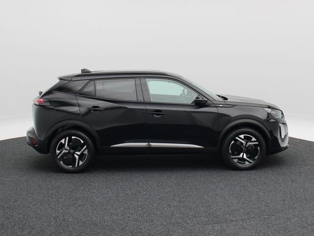 Peugeot e-2008 EV GT 54 kWh 156 Pk | Nieuw Model | Adaptive Cruise | 360 Camera | Trekhaak | Navigatie | CarPlay | Warmtepomp | Full LED | 17 Inch | 48.726 Km !!