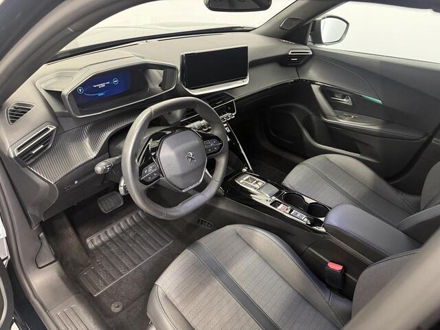 Peugeot e-2008 EV Allure 50 kWh Carplay / PDC / Camera / Bovag garantie
