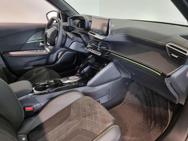 Peugeot e-2008 EV GT Pack 50 kWh | Apple carplay | Pano.dak | Stoelverwarming | Navigatie | LED-verlichting | 1e Eigenaar | Dealeronderhouden |