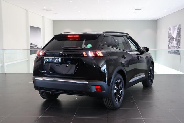 Peugeot e-2008 EV Allure Pack 50 kWh | Adaptieve Cruise Control | Verwarmbare voorstoelen | Apple Carplay/Android Auto