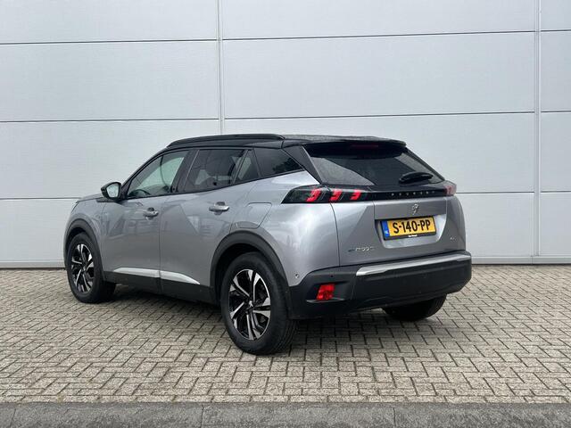 Peugeot e-2008 EV GT 50 kWh | Camera | Cruise Control | Navigatie | Apple Carplay/Android Auto
