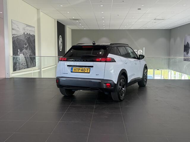 Peugeot e-2008 EV GT Avantage 54 kWh SoH 96% | Climate Control | Navigatie | 360 Camera | Parkeersensoren | Apple Carplay / Android Auto
