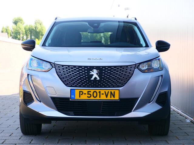 Peugeot e-2008 EV Allure Pack 50 kWh 136 Pk Automaat Navi / DAB / Apple Carplay / Camera / Trekhaak / SOH 94 %